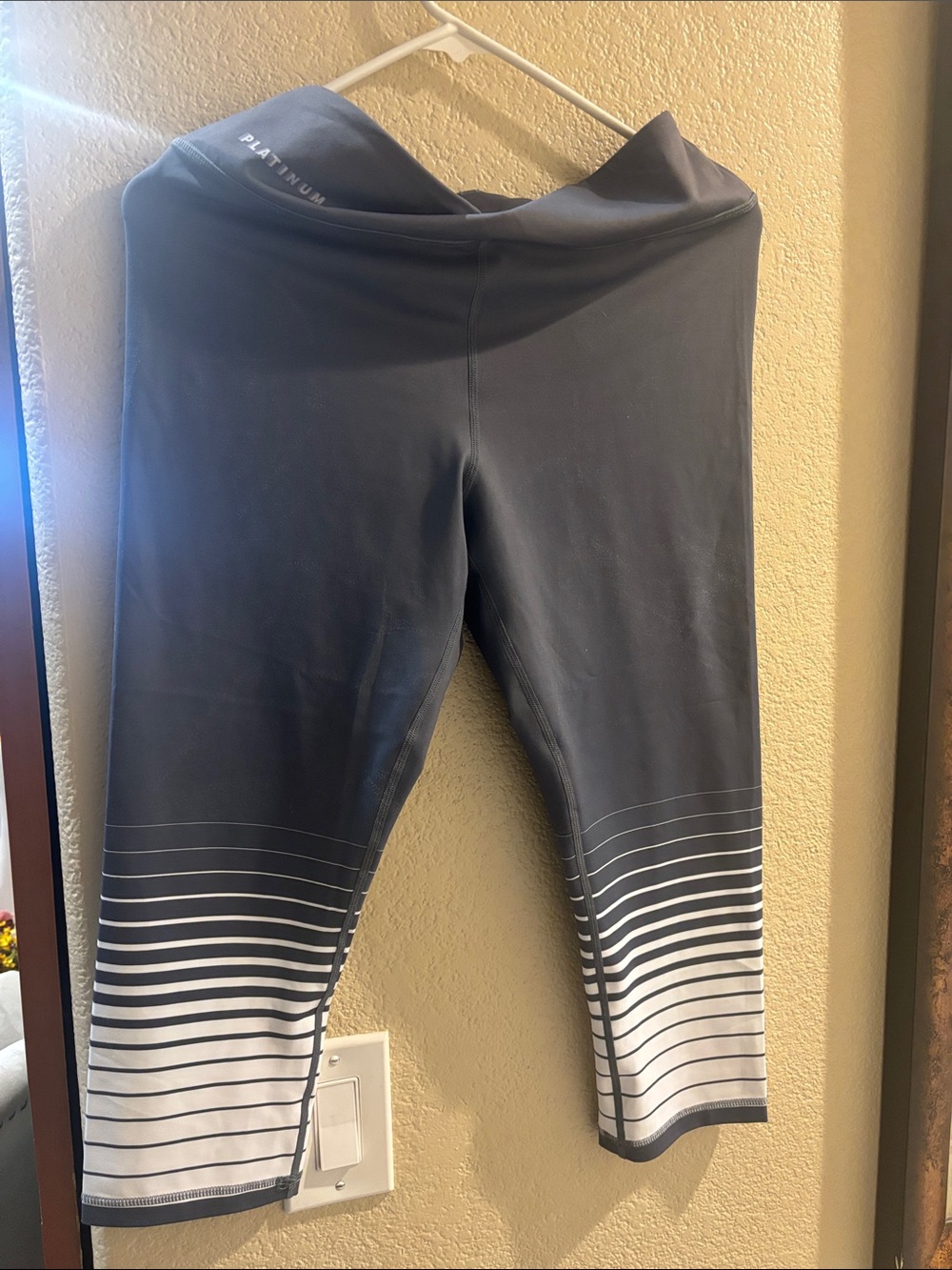 Platinum Gray Gradient Stripe Capri Leggings
